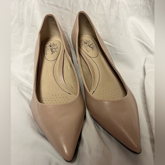 Baby pink / nude size 9 kitten heels   Life strides - Picture 1 of 6